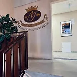 Aj Chocolate 3*